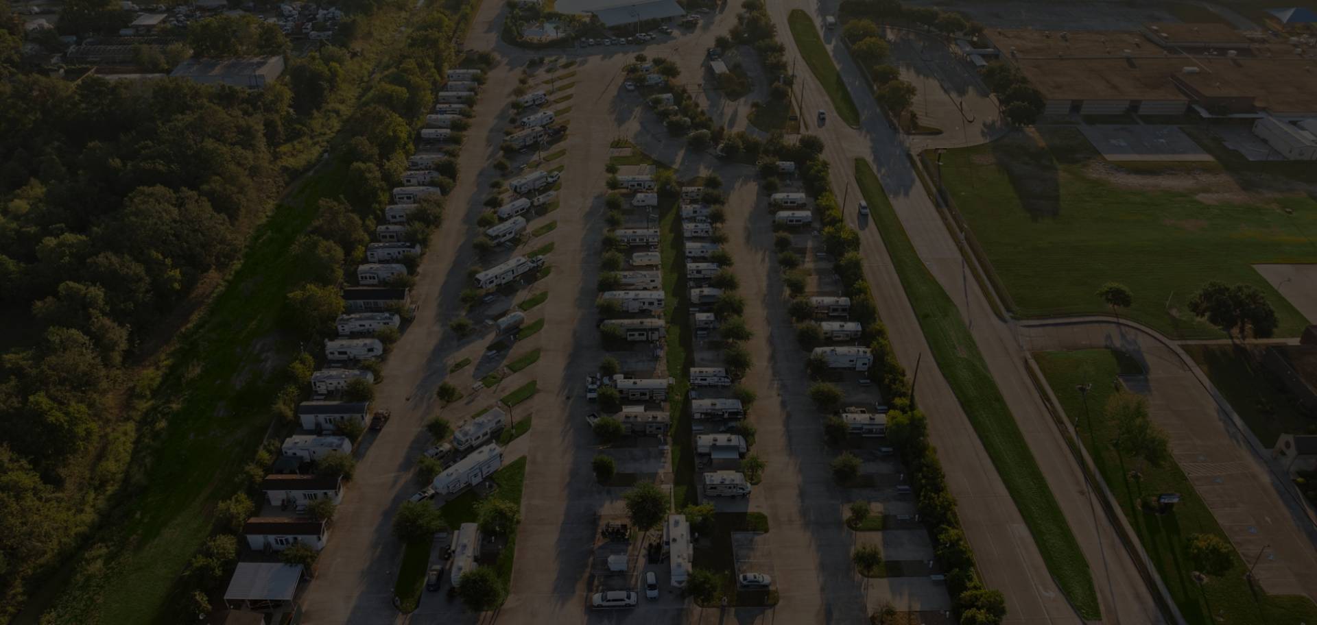 Fallbrook RV Resort RV park in Houston, TX (photo 2)
